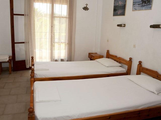 קאבוס Captains Studios & Apartments מראה חיצוני תמונה
